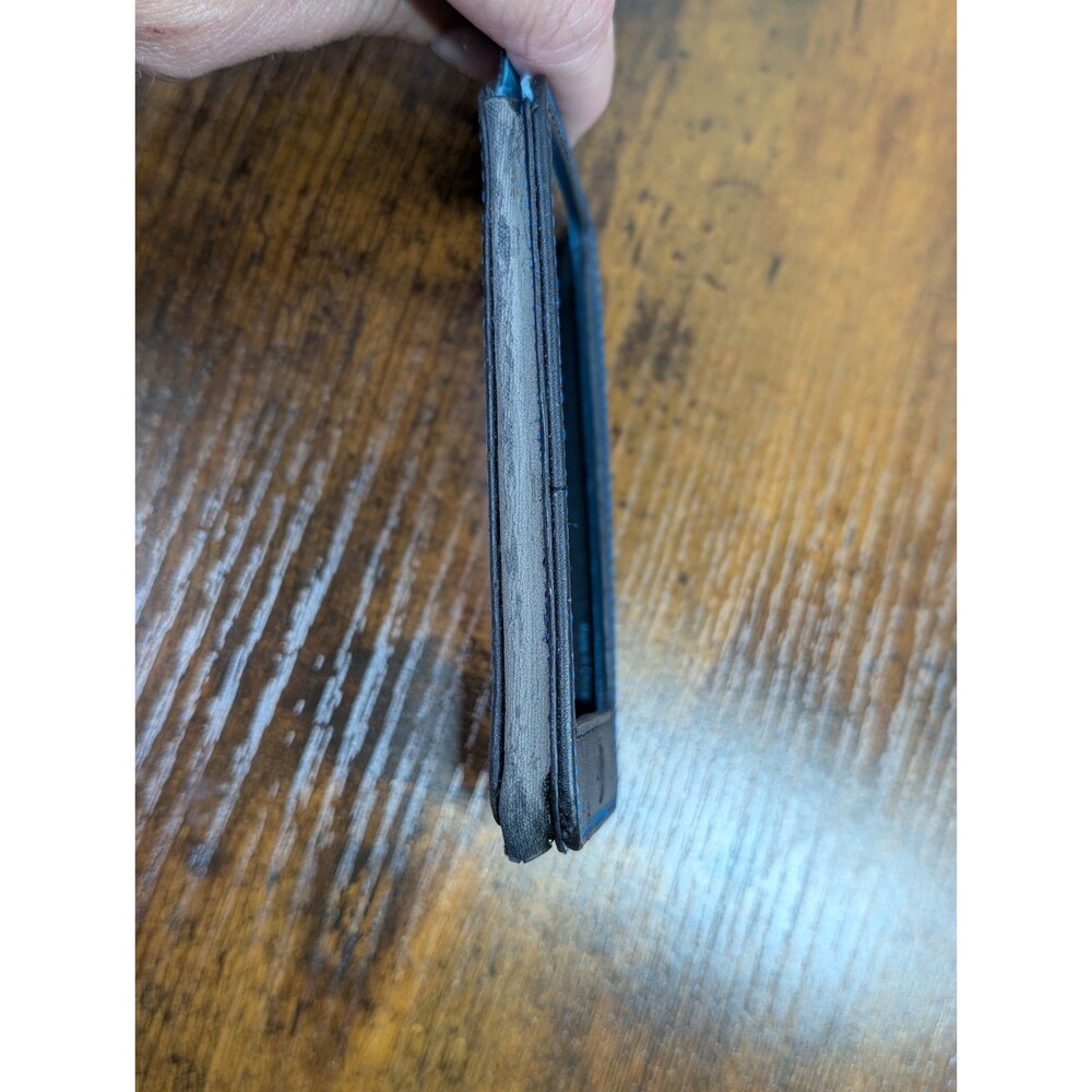 Apple iPod Touch 4th Gen A1367, Black 32gb - Picture 6 of 8
